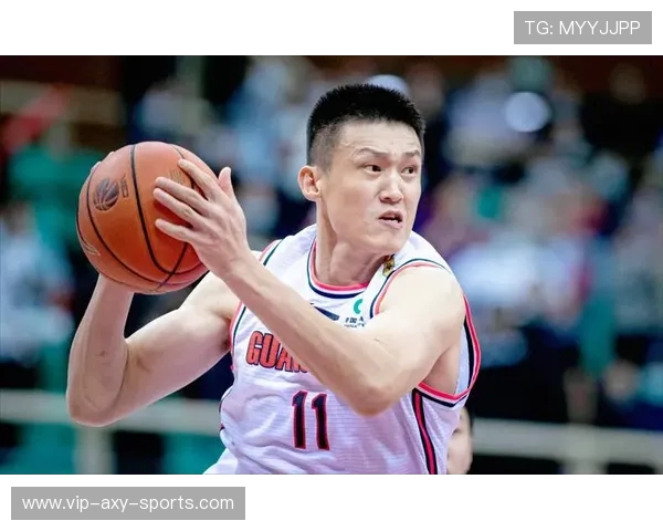 周鹏：从篮球场上的拼搏者到社会公益的热心人，见证成长与奉献的精彩人生